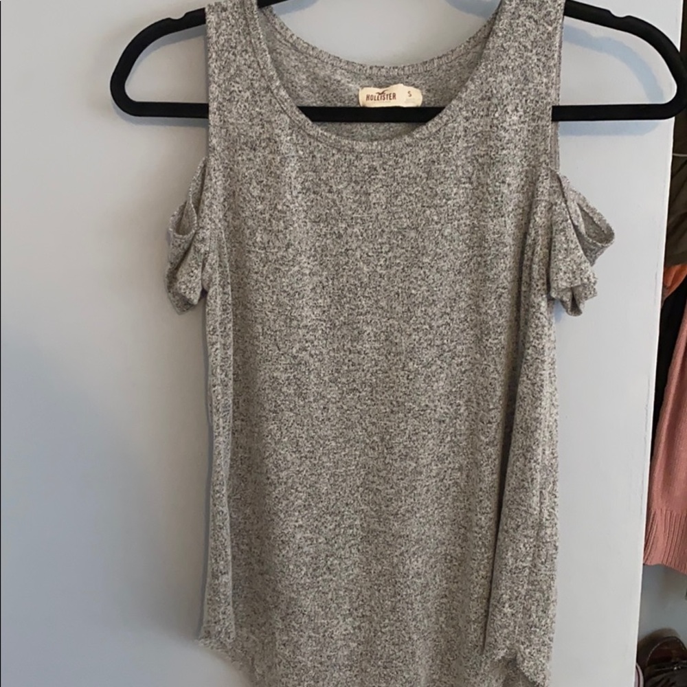 Hollister Shoulderless Top